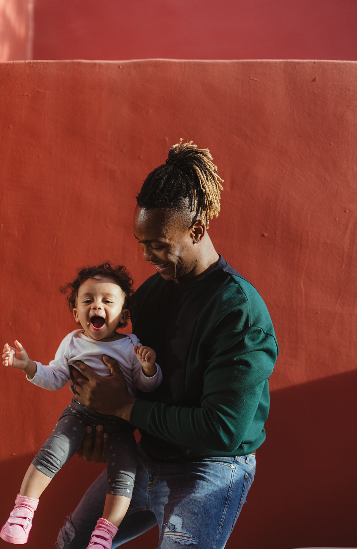 Dad-toddler-black-sm
